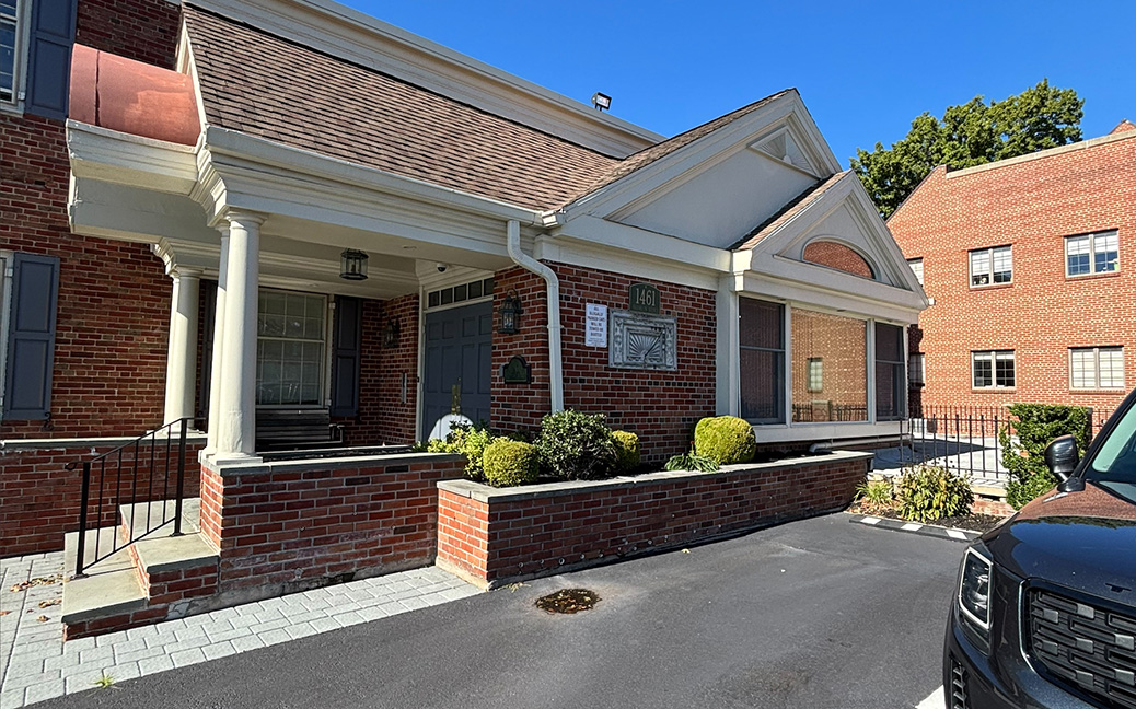 Garden City Garage Door Showroom 2